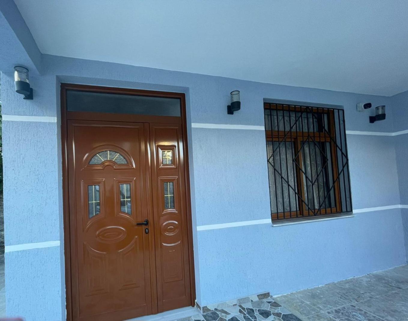 Saraci Room's