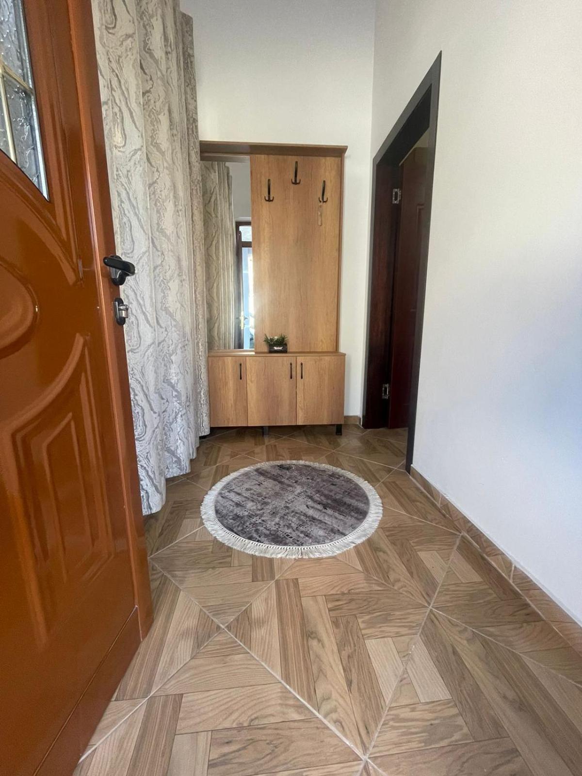 Saraci Room's * Gjirokastra