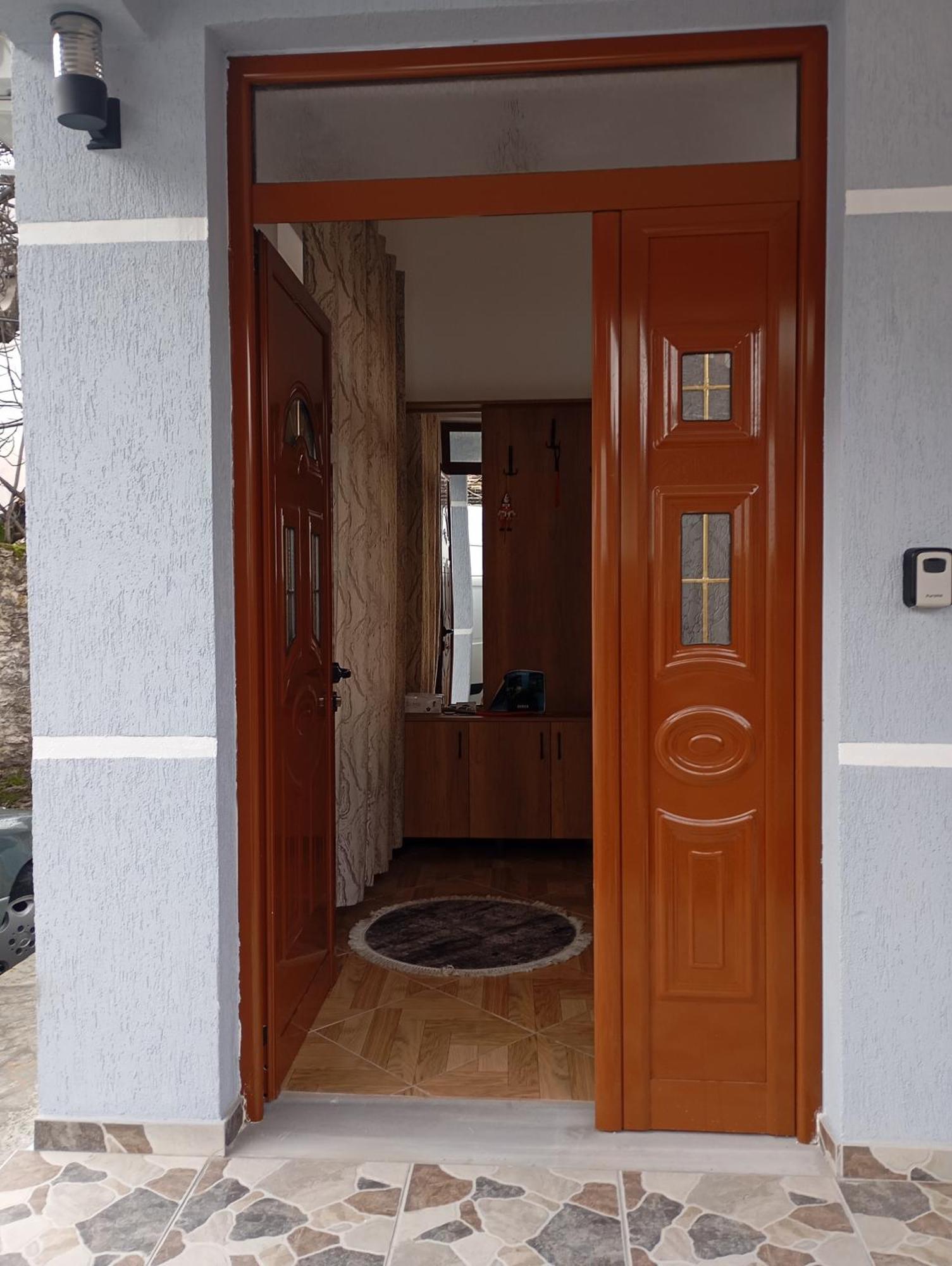 Apartament Saraci Room's