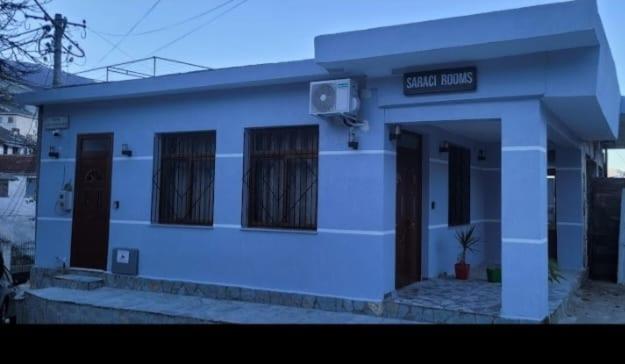 Apartament Saraci Room's *