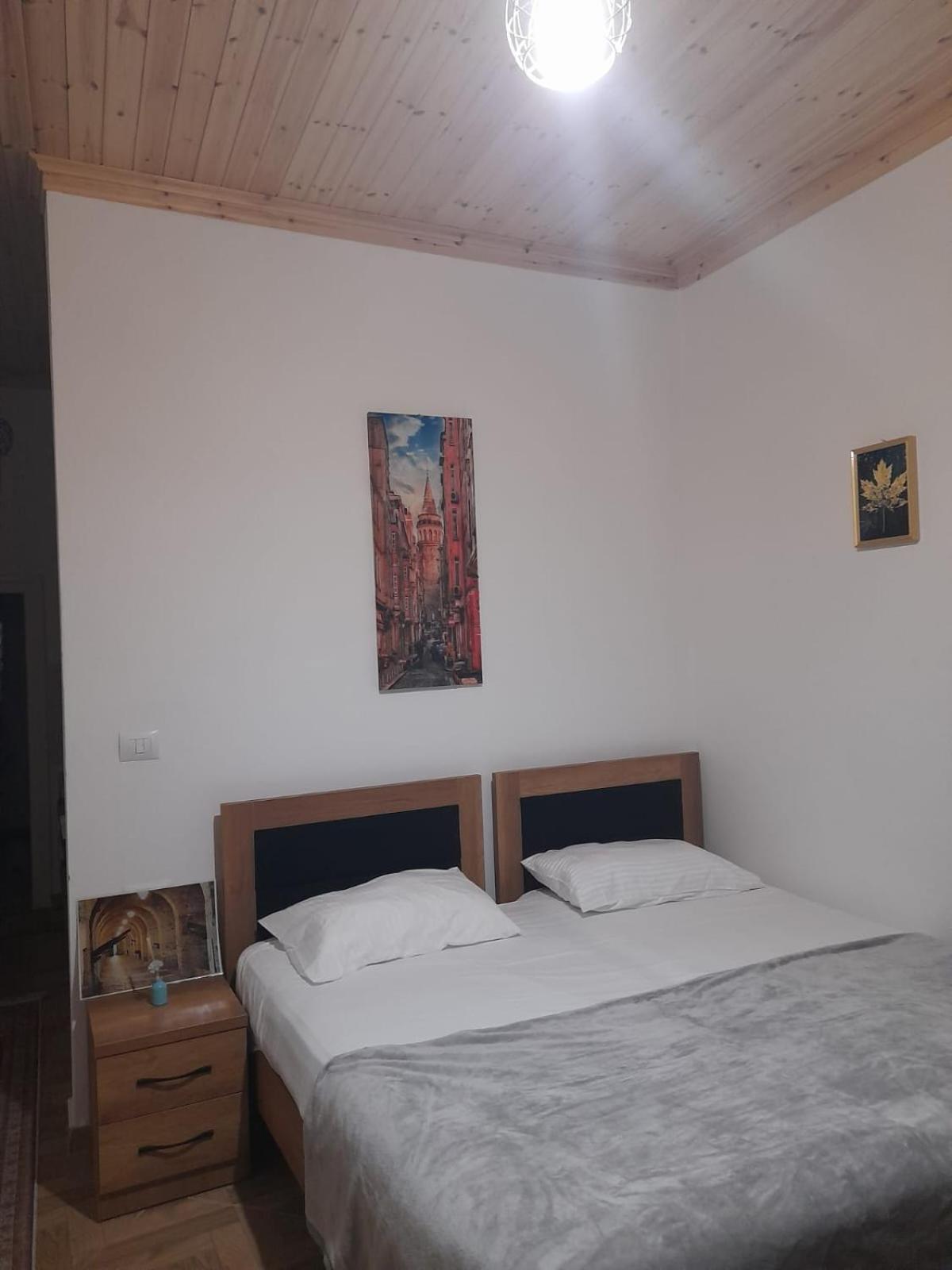 Saraci Room's Gjirokastër